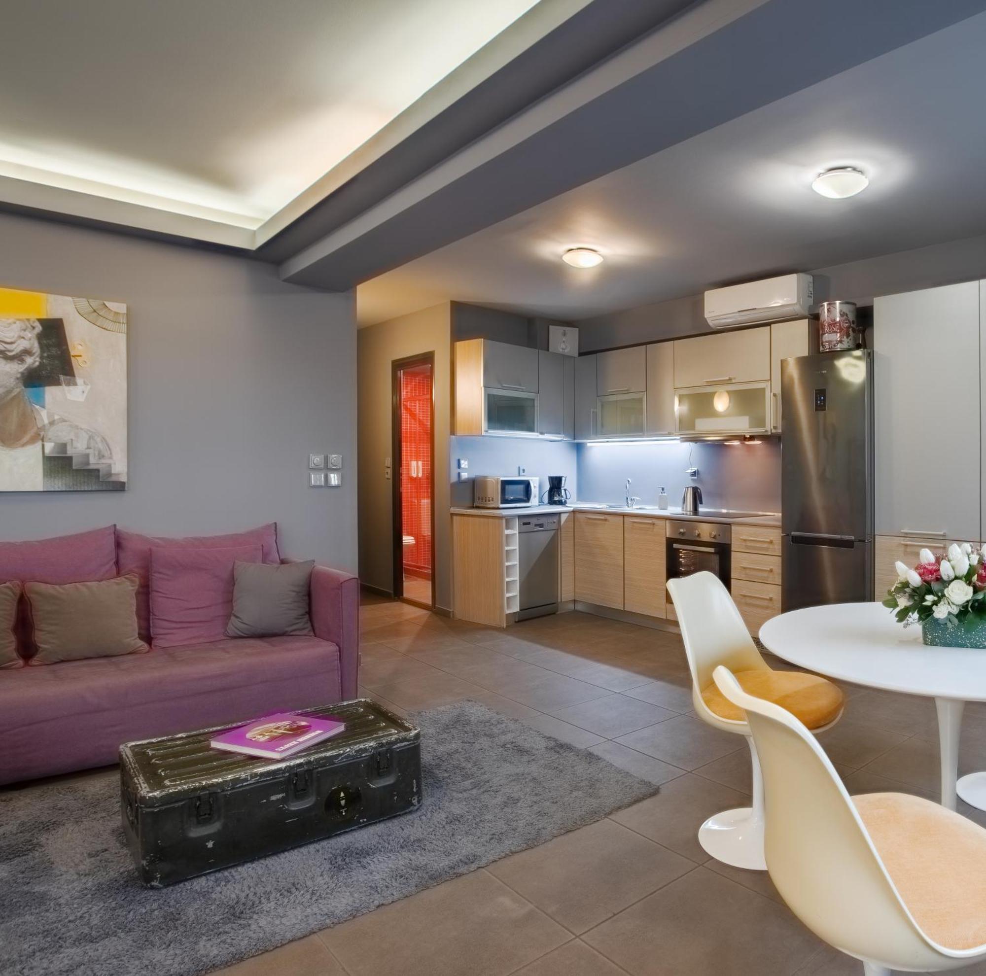 Boutique Apartment In Athens Center Exterior photo